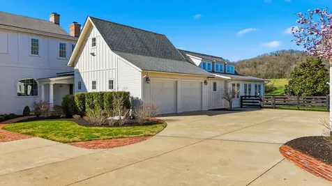 4810 Scenic Oaks Lane Thompsons Station TN 37179