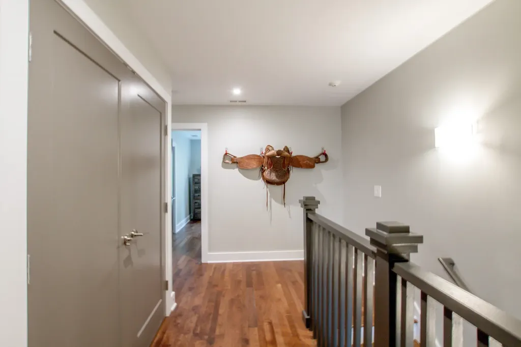 2106 9th Ave, N Nashville TN 37208