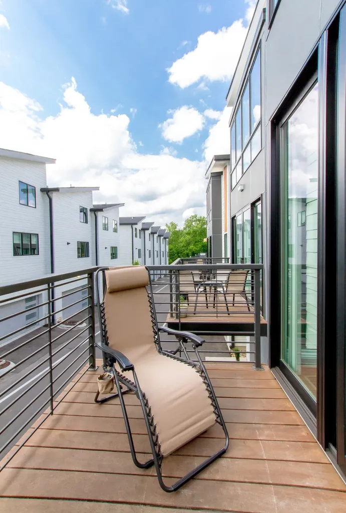 2106 9th Ave, N Nashville TN 37208