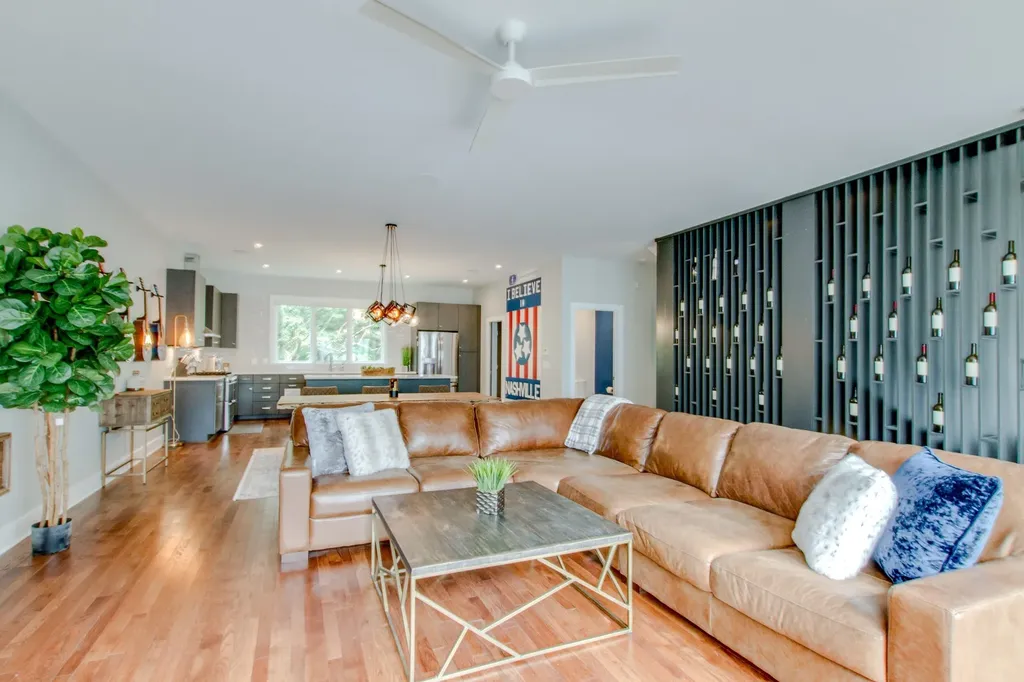 2106 9th Ave, N Nashville TN 37208