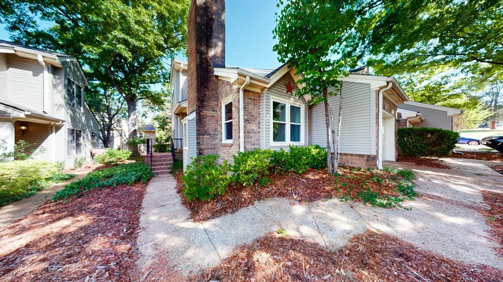 521 Belair Way Nashville TN 37215