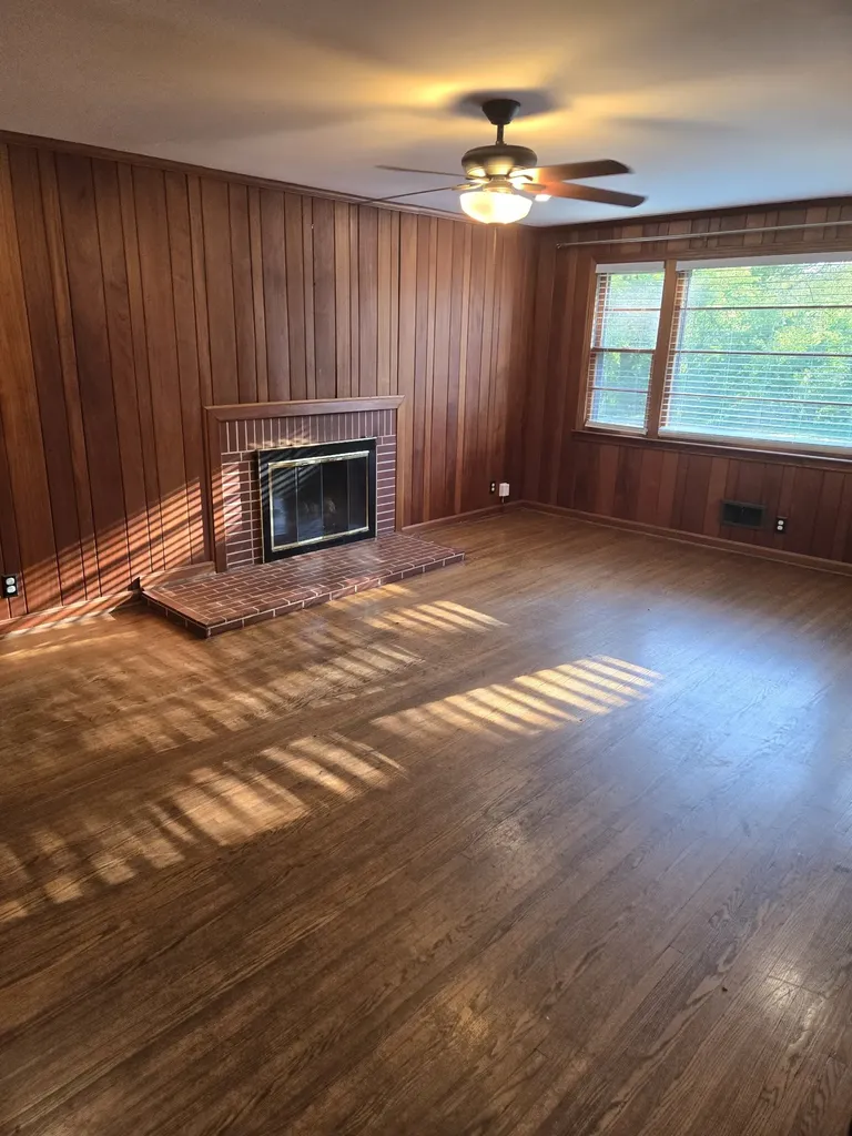 2009 Kingsbury Drive Nashville TN 37215