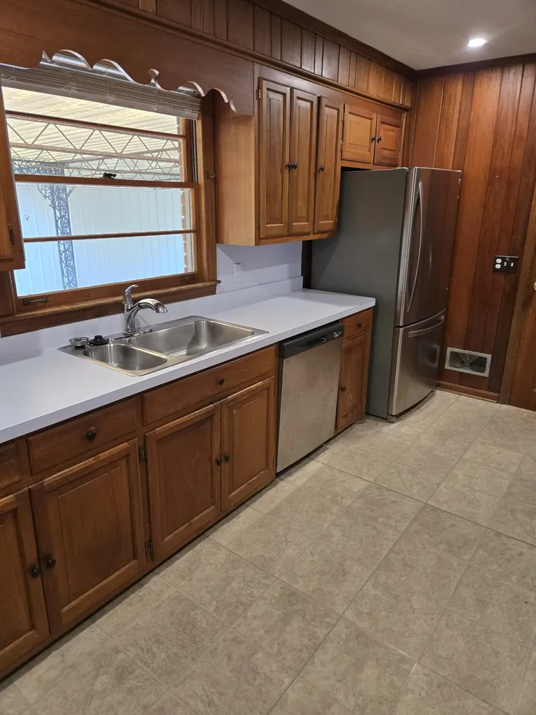 2009 Kingsbury Drive Nashville TN 37215