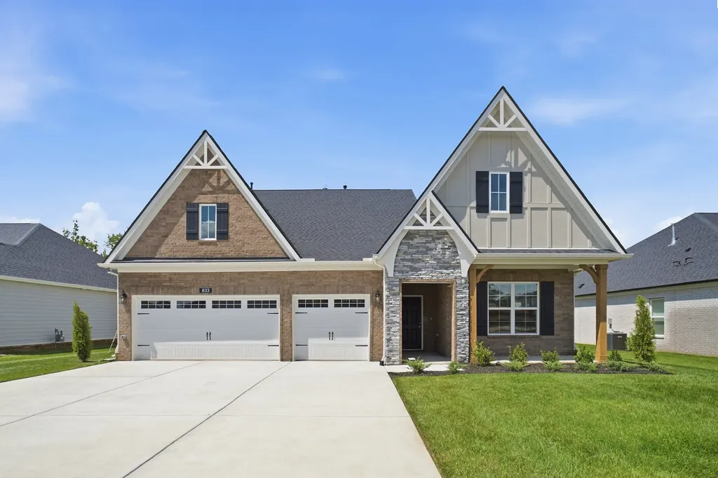 833 Odell Drive White House TN 37188