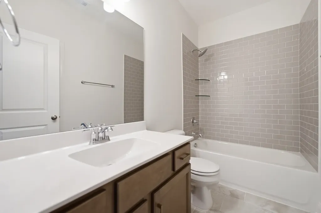 833 Odell Drive White House TN 37188