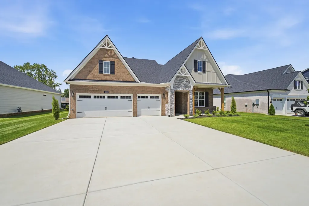 833 Odell Drive White House TN 37188