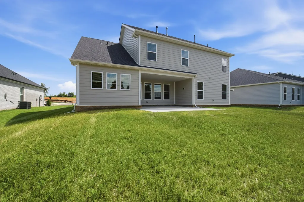 833 Odell Drive White House TN 37188