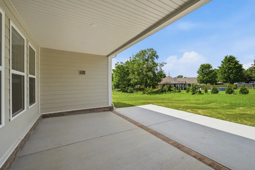 833 Odell Drive White House TN 37188