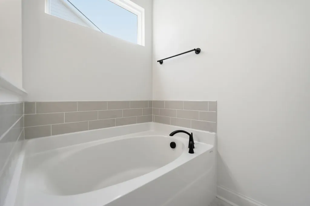 345 Patana White House TN 37188