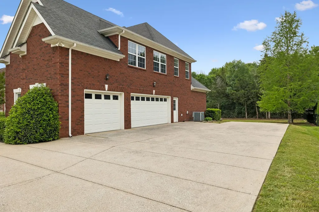 5423 Cliffstone Drive Smyrna TN 37167