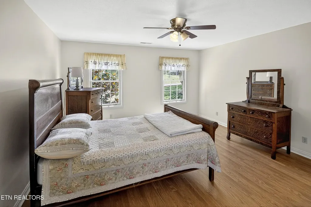 178 Marble Bluff Drive Kingston TN 37763