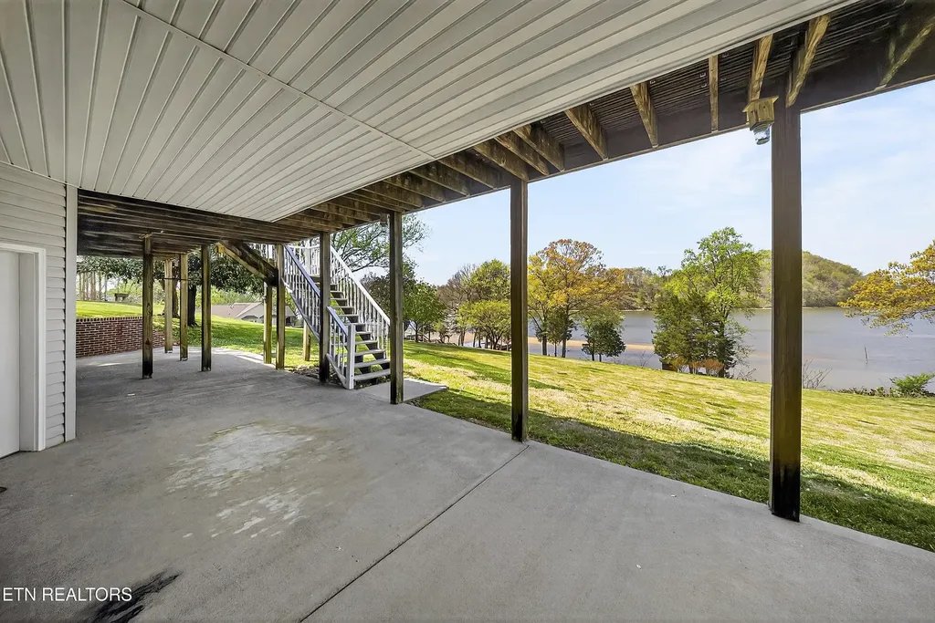 178 Marble Bluff Drive Kingston TN 37763