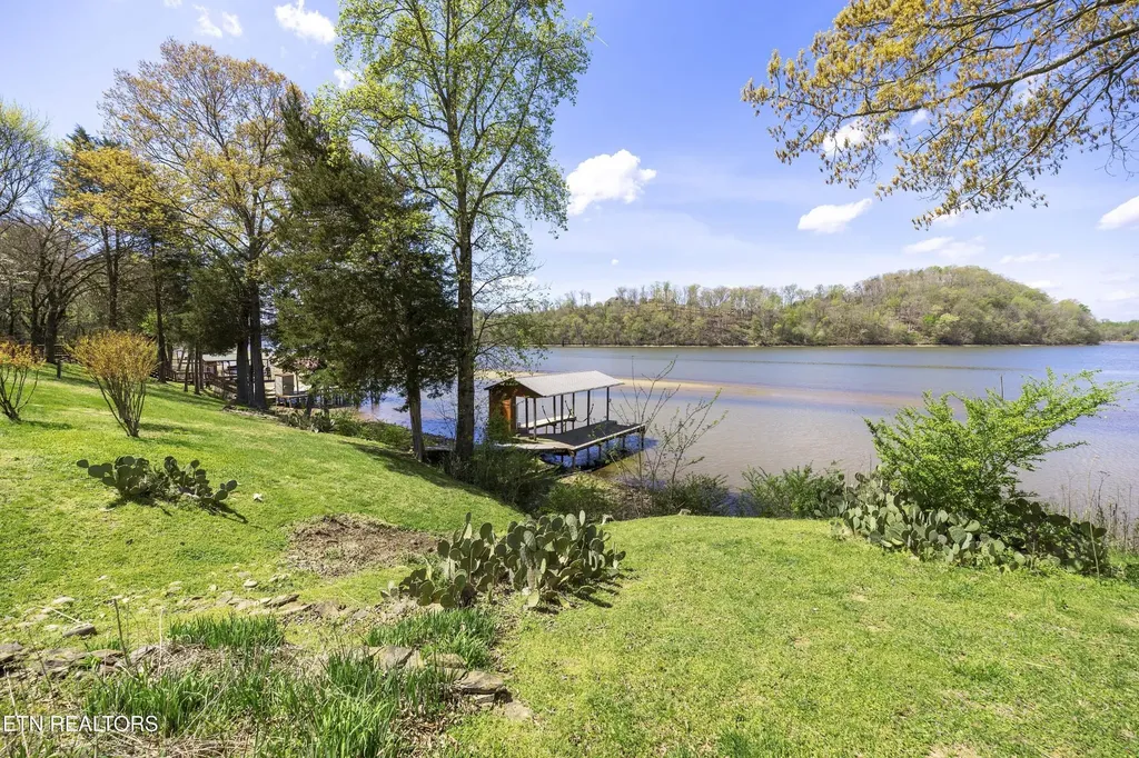 178 Marble Bluff Drive Kingston TN 37763