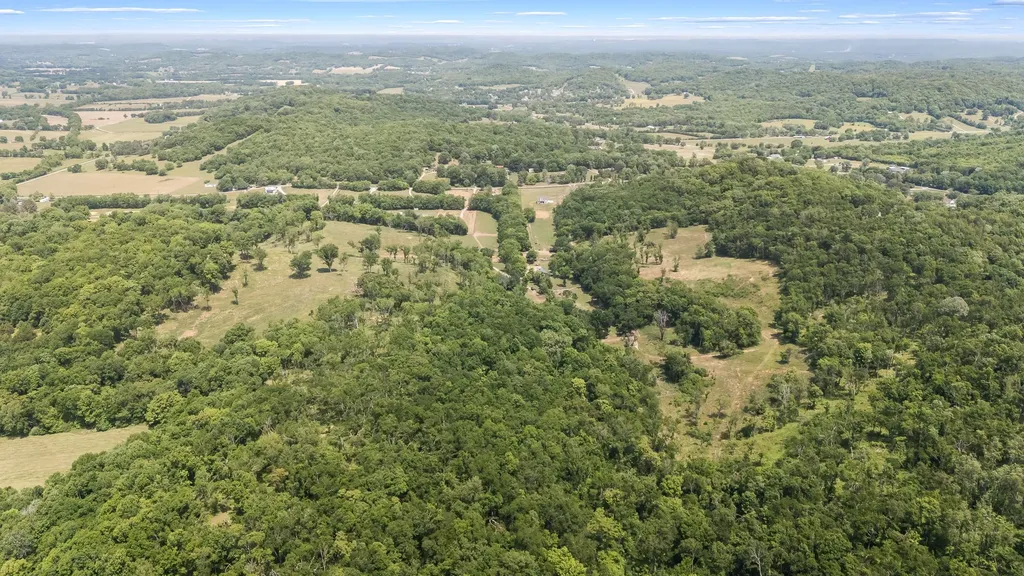 4303 Moore Lane Culleoka TN 38451