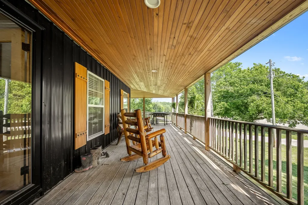 4303 Moore Lane Culleoka TN 38451