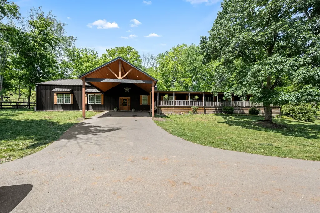 4303 Moore Lane Culleoka TN 38451