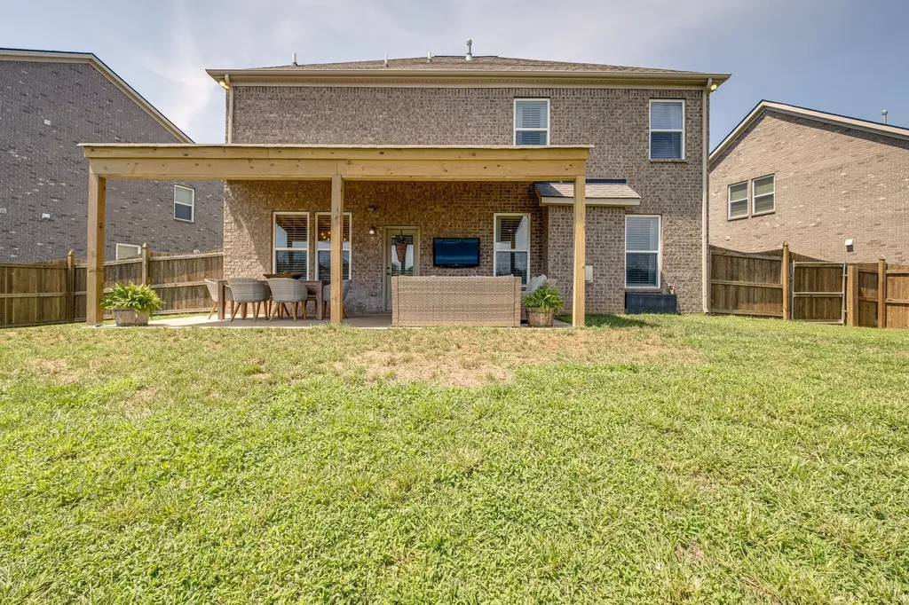 4822 Genoa Drive Mount Juliet TN 37122