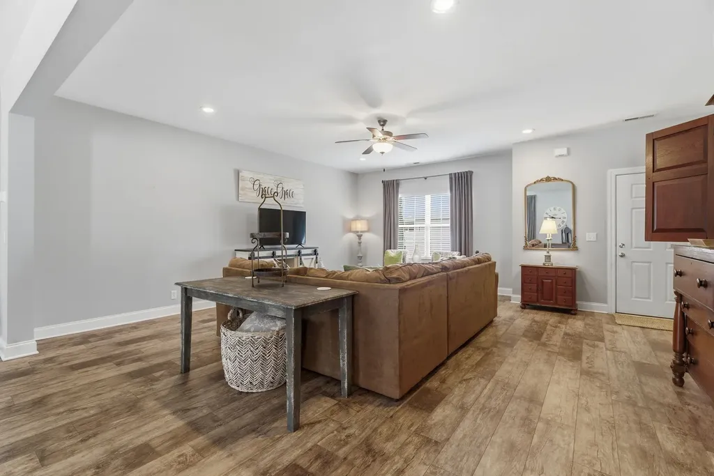 818 General Westmoreland Court Murfreesboro TN 37129