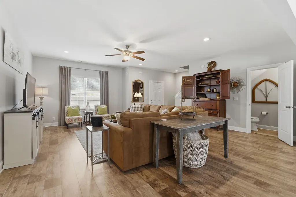 818 General Westmoreland Court Murfreesboro TN 37129