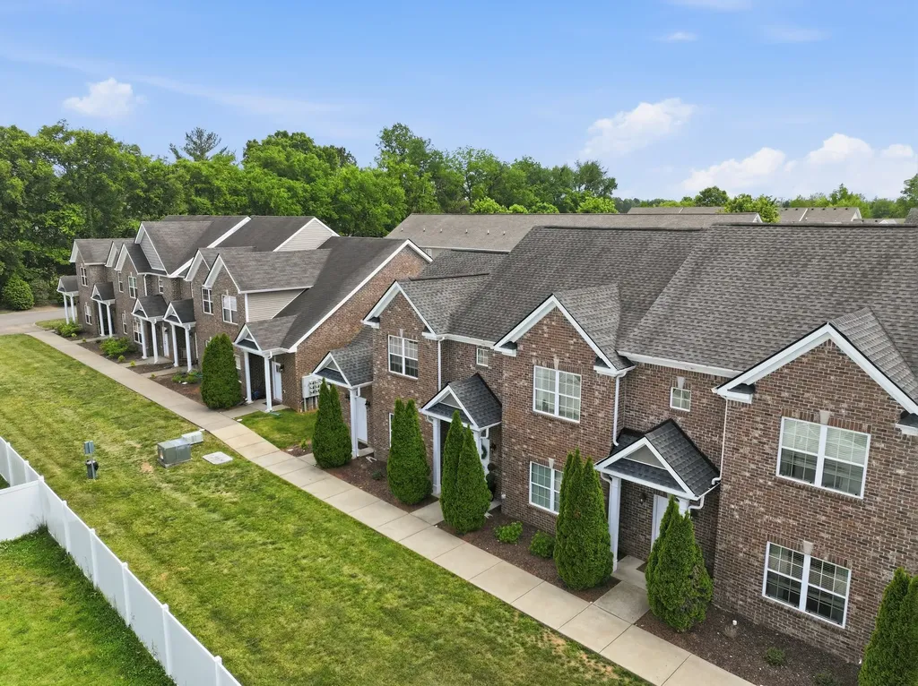 818 General Westmoreland Court Murfreesboro TN 37129