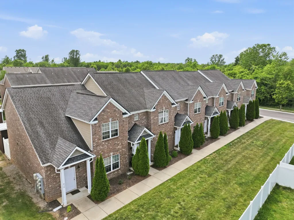 818 General Westmoreland Court Murfreesboro TN 37129