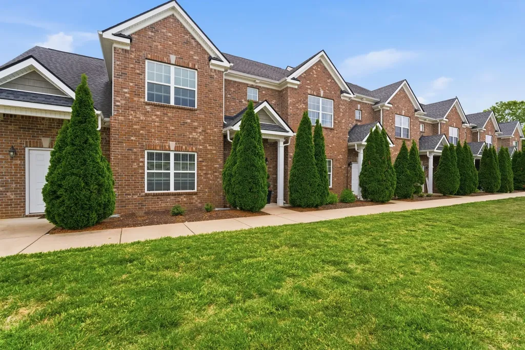818 General Westmoreland Court Murfreesboro TN 37129
