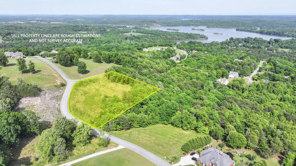 13 Riversound Drive Dayton TN 37321