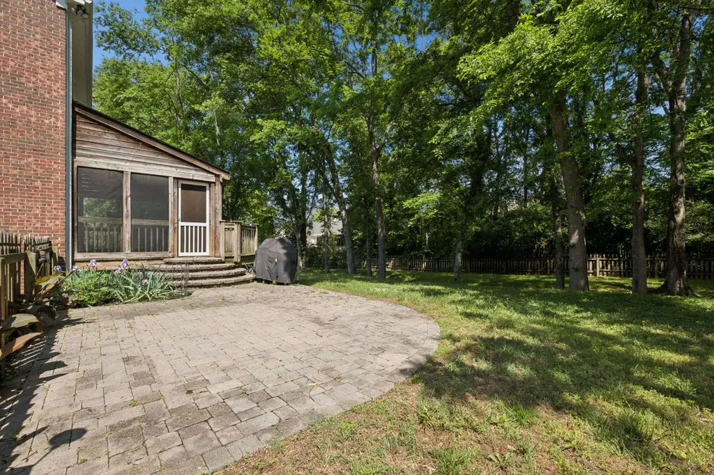 909 Buckskin Court Nashville TN 37221