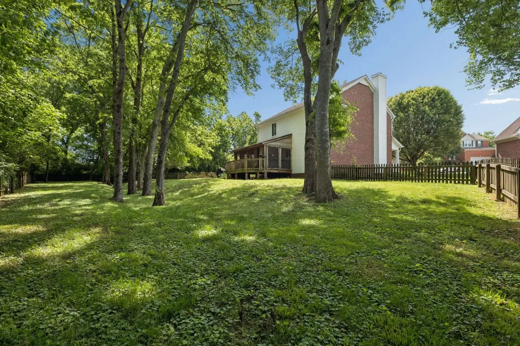 909 Buckskin Court Nashville TN 37221