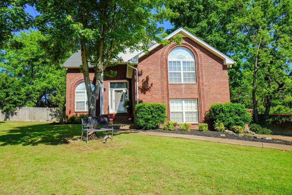 102 Koleberg Court Hendersonville TN 37075
