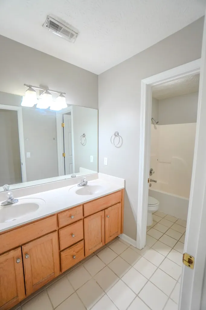 102 Koleberg Court Hendersonville TN 37075