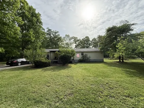 160 Oak Drive Beechgrove TN 37018