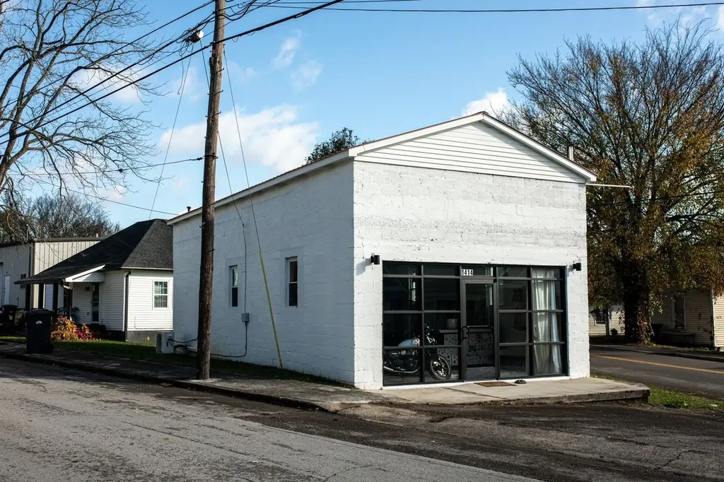 1414 Highland Avenue Columbia TN 38401