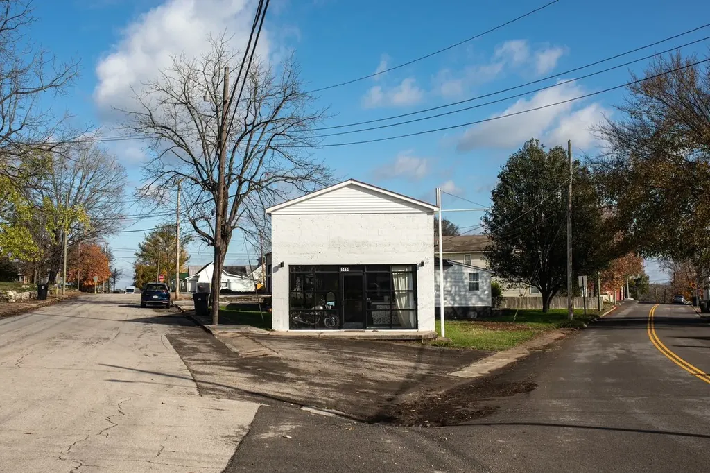1414 Highland Avenue Columbia TN 38401
