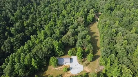 3412 Dogwood Road Hurricane Mills TN 37078