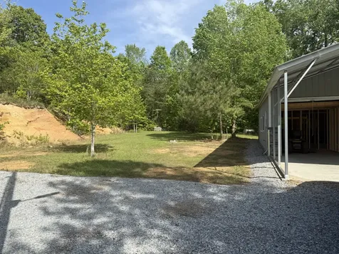 3412 Dogwood Road Hurricane Mills TN 37078
