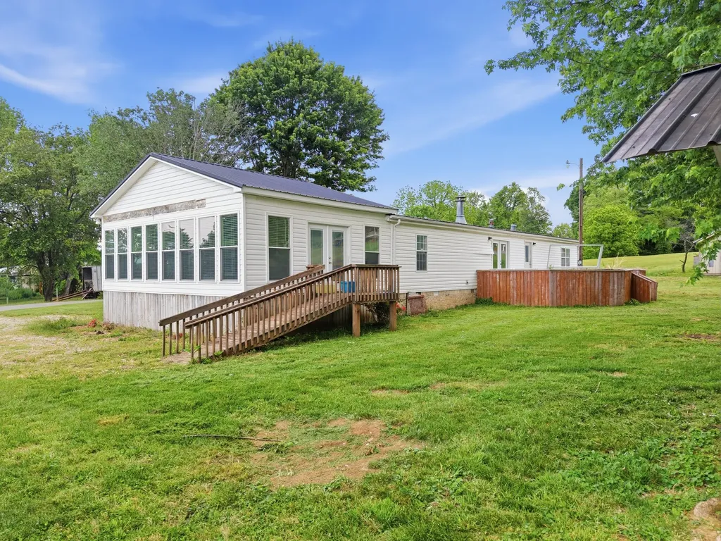 6101 Spring Creek Road Cookeville TN 38506