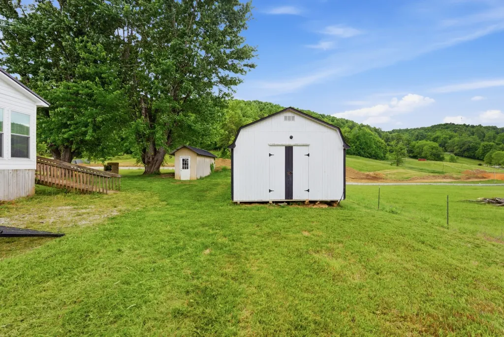 6101 Spring Creek Road Cookeville TN 38506
