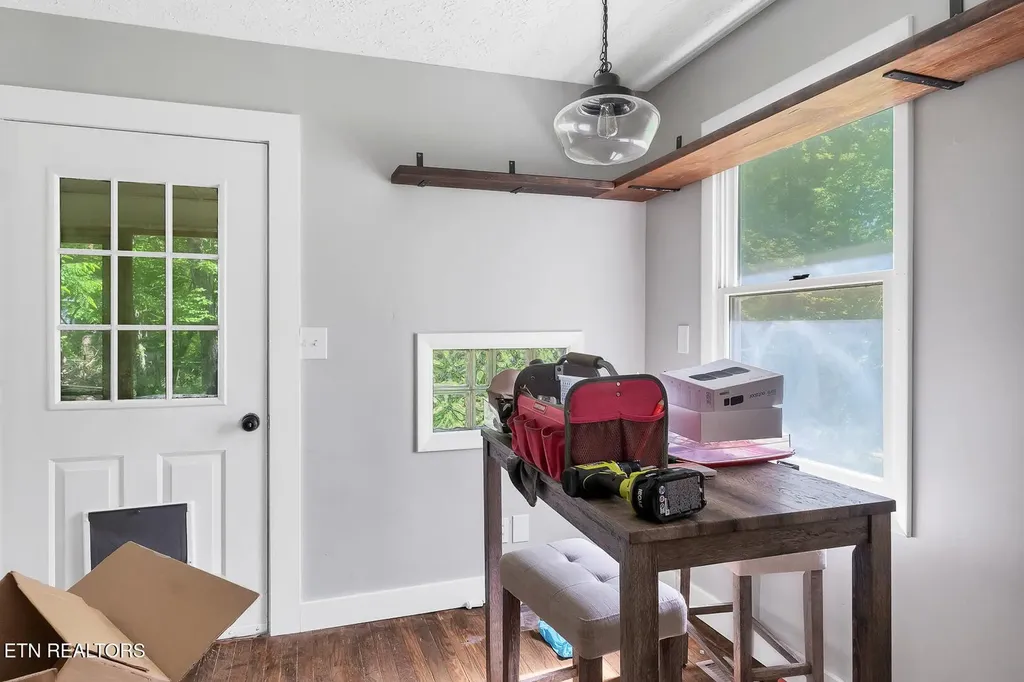 105 Rand Circle Oak Ridge TN 37830