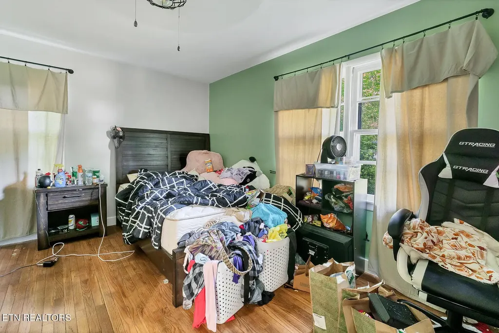 105 Rand Circle Oak Ridge TN 37830
