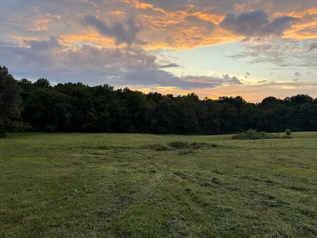 4884 Rock House Road Portland TN 37148