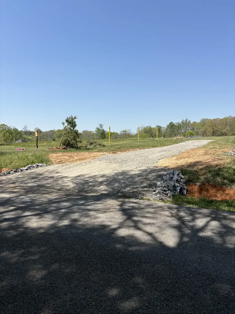 4884 Rock House Road Portland TN 37148