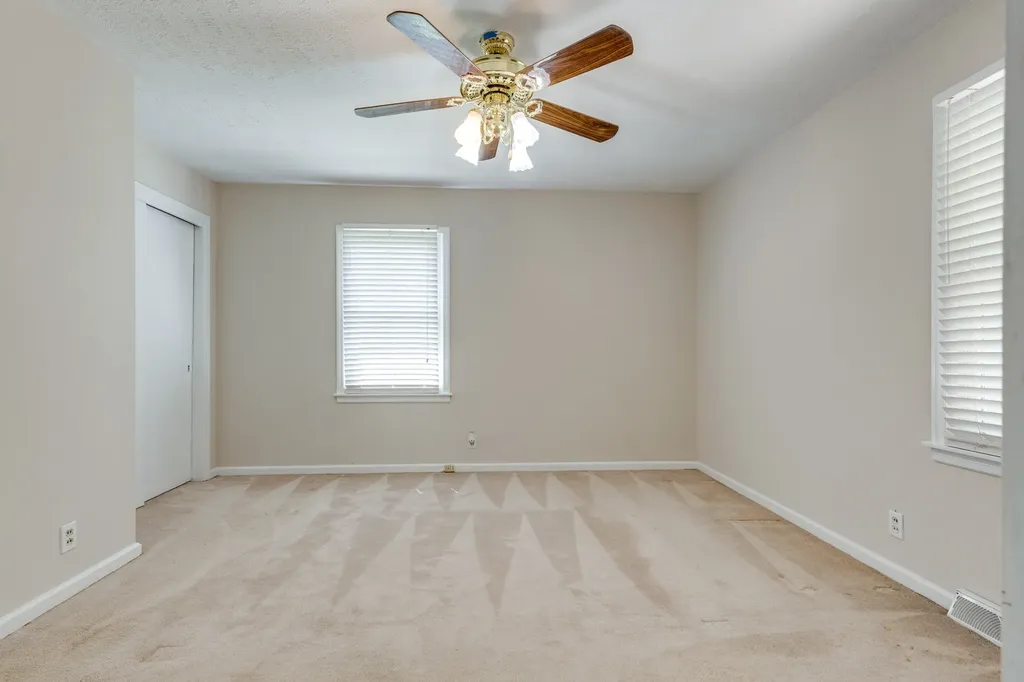 870 Galloway Street Lewisburg TN 37091