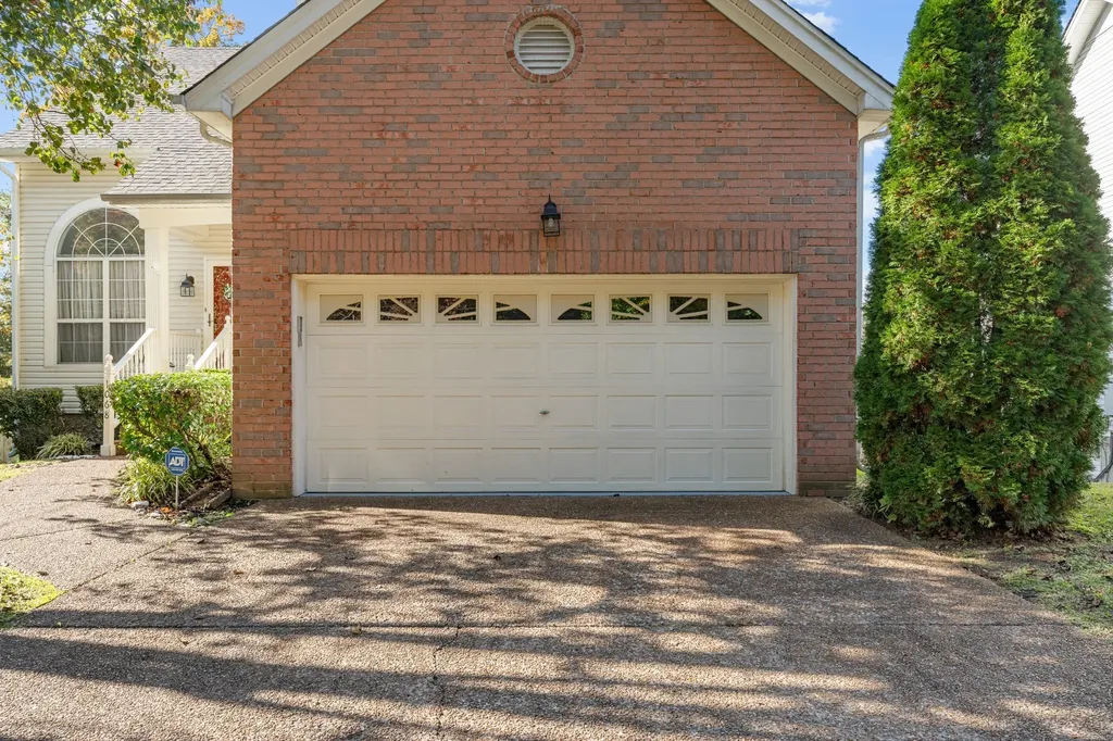 1068 Tulip Grove Road Hermitage TN 37076