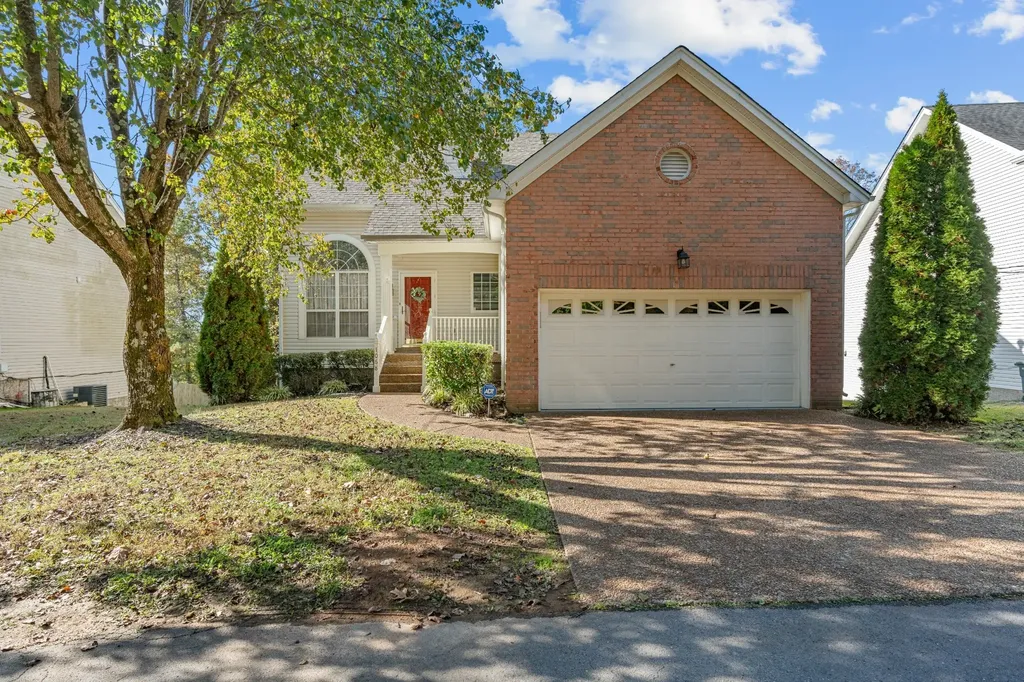 1068 Tulip Grove Road Hermitage TN 37076
