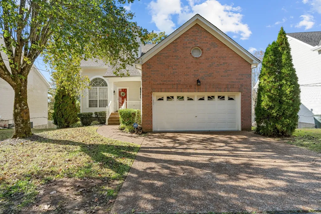 1068 Tulip Grove Road Hermitage TN 37076