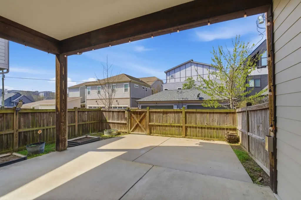1433 14th Ave, S Nashville TN 37212