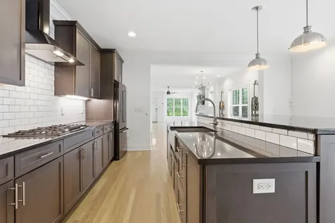 1433 14th Ave, S Nashville TN 37212