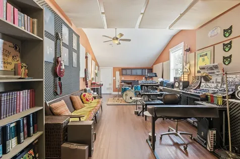 1433 14th Ave, S Nashville TN 37212