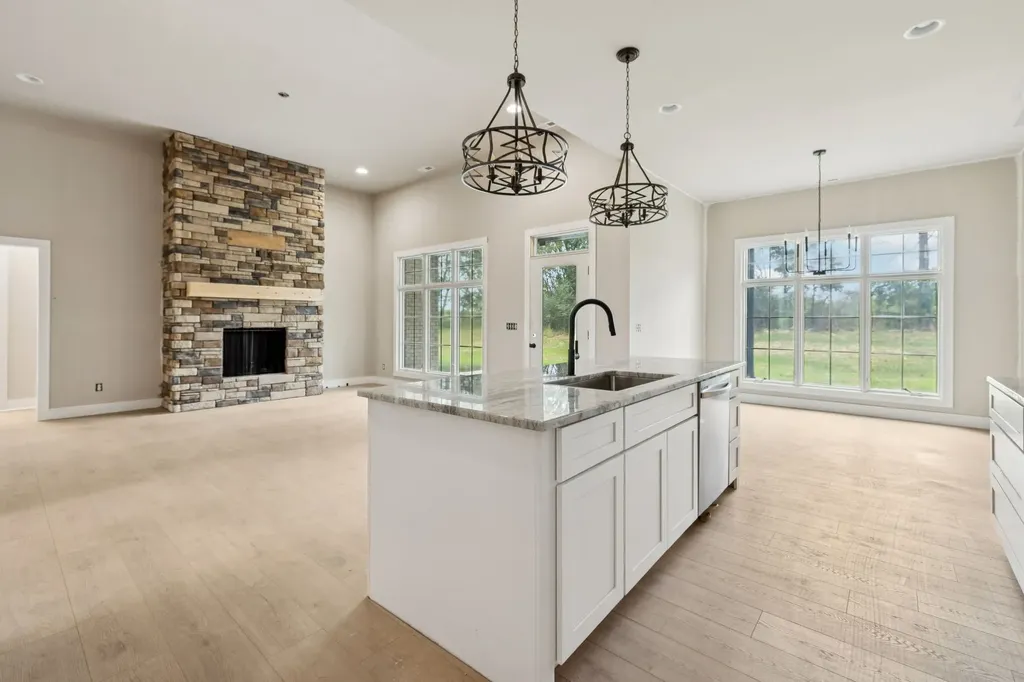 375 Chestnut Oak Avenue Smithville TN 37166